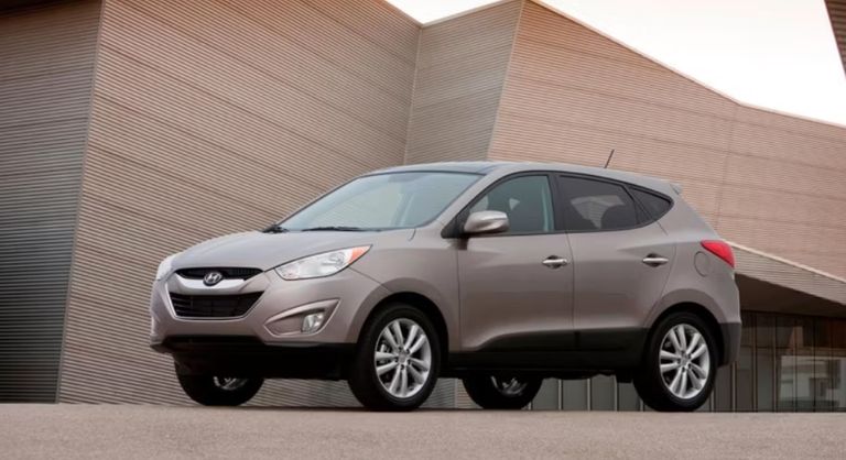 طراز Hyundai Tucson طراز Nissan Rogue