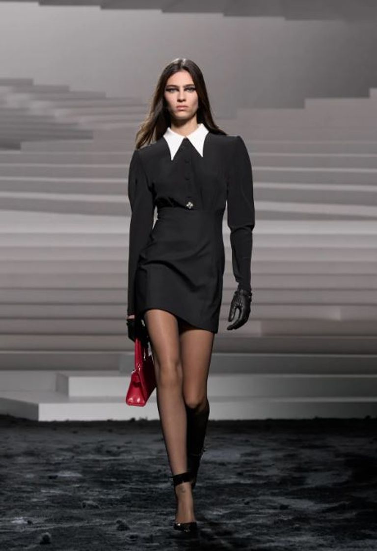 أسبوع الموضة النسائية 2024