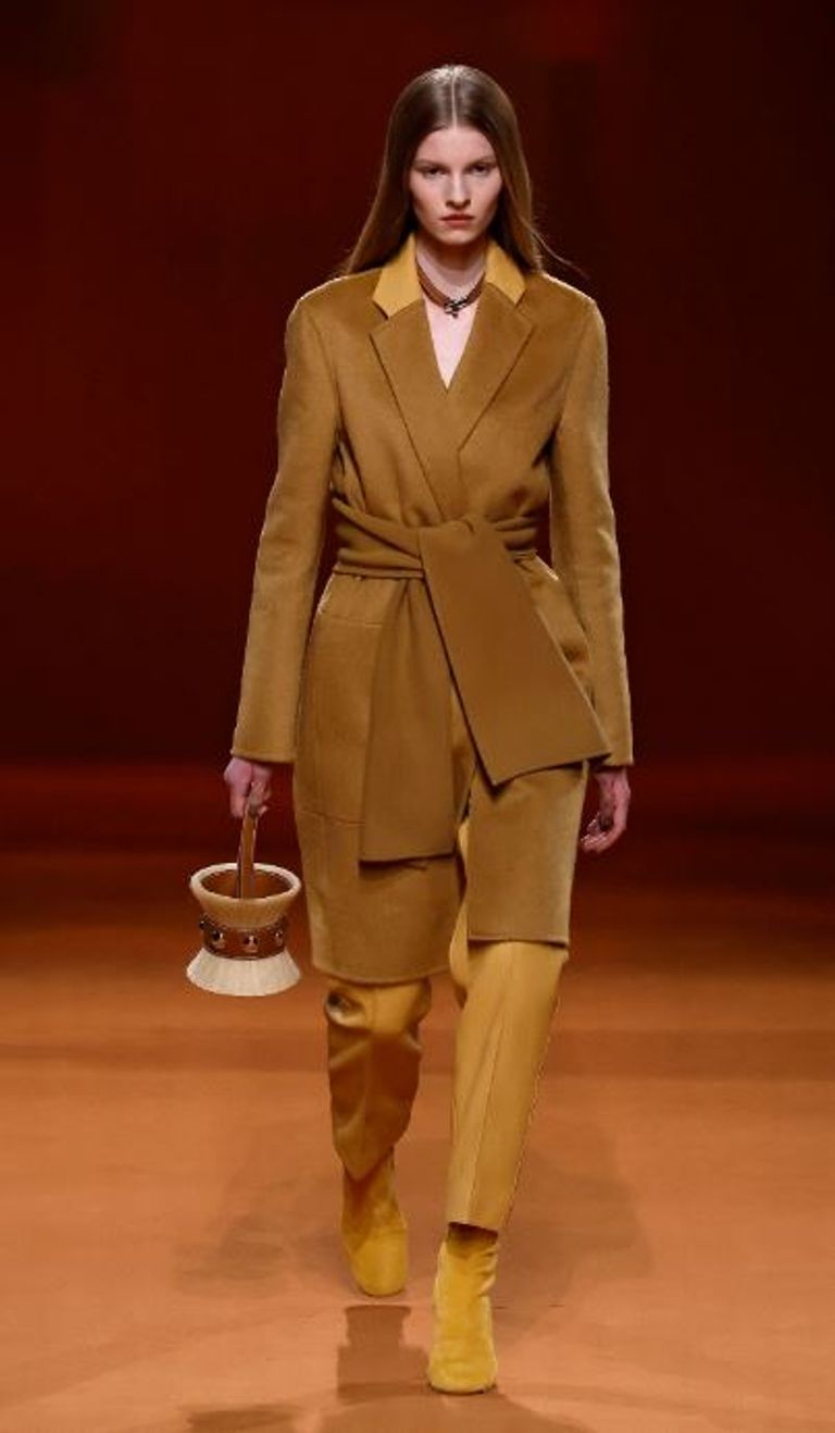 أسبوع الموضة النسائية 2024