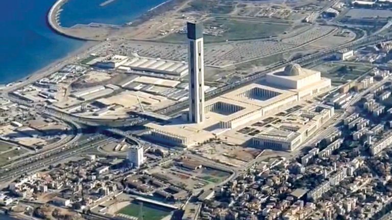 «المسجد الأعظم» بالجزائر