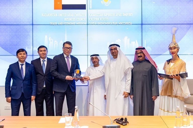 العلاقات الاقتصادية بين دولة الإمارات وكازاخستان
