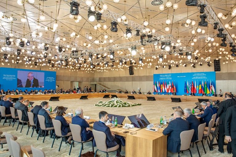 حضور إماراتي بارز بالاجتماع الوزاري الـ10 للمجلس الاستشاري لممر الغاز الجنوبي