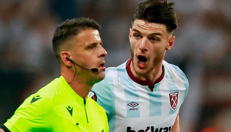 بيلينغهام نجم ريال مدريد ضد فالنسيا والحكم مانزانو