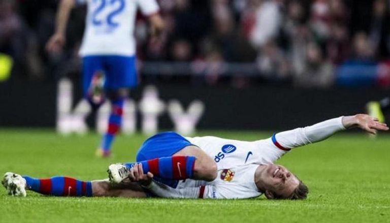 إصابة فرينكي دي يونغ لاعب برشلونة