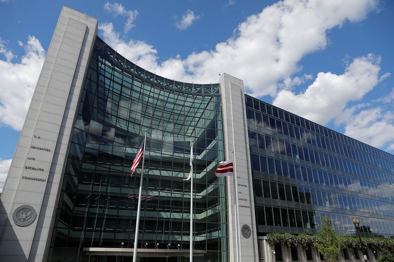 المقر الرئيسي لهيئة الأوراق المالية والبورصة الأمريكية (SEC) في واشنطن - رويترز بورصة نيويورك - رويترز