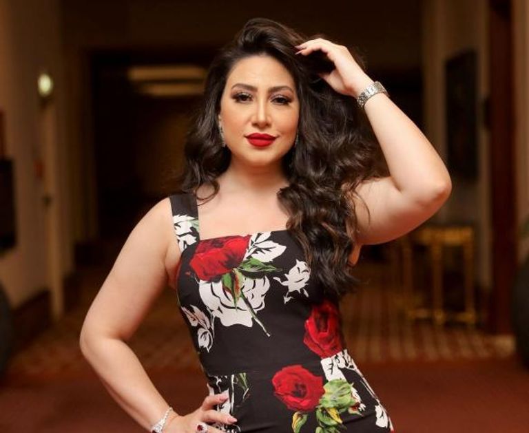 المطربة بوسي