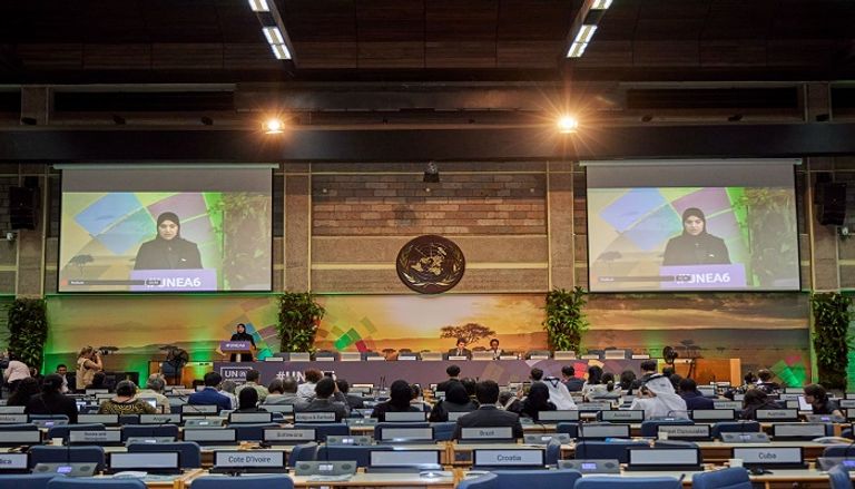 الدكتورة آمنة بنت عبدالله الضحاك وزيرة التغير المناخي والبيئة بدولة الإمارات