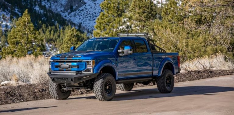شاحنة Shelby F-250 Super Baja شاحنة Nissan Titan XD Crew Cab