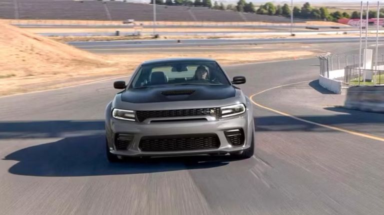 طراز Dodge Charger R/T طراز Porsche 718 Cayman