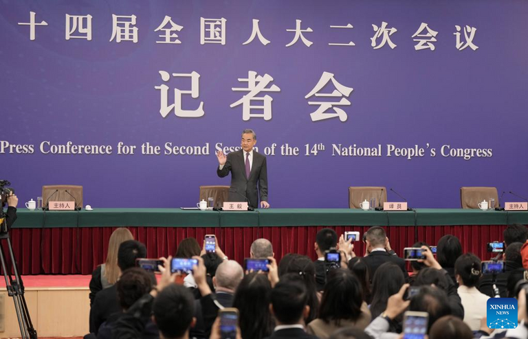  وزير الخارجية الصيني وانغ يي