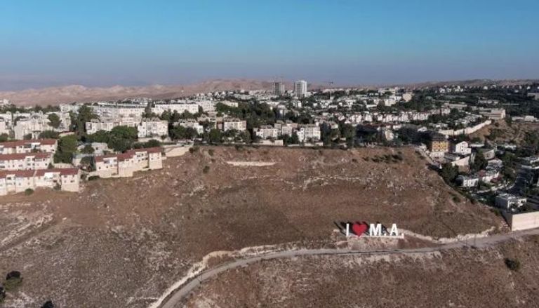 منظر جوي لمستوطنة معاليه أدوميم في الضفة الغربية