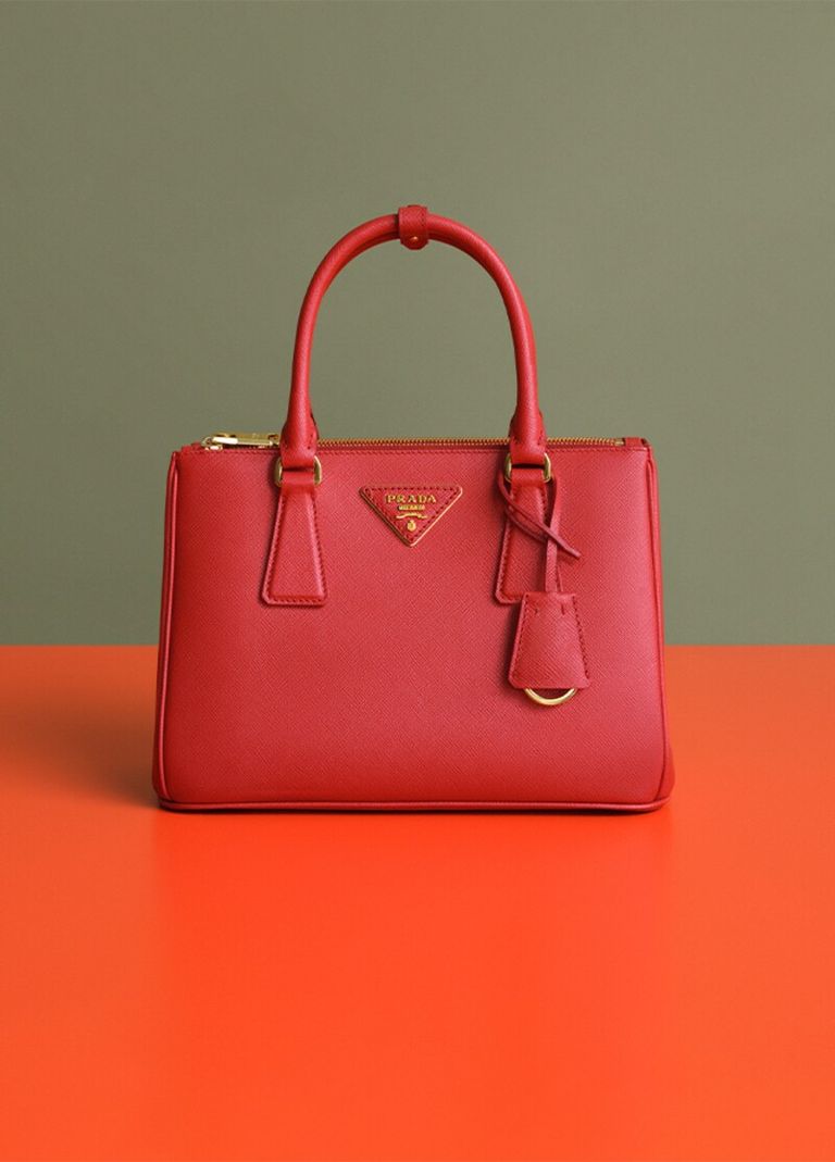 حقائب برادا جاليريا حقائب برادا غاليريا