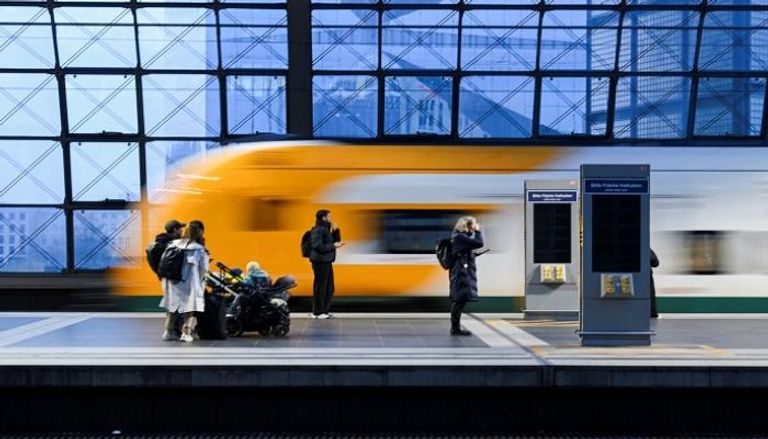 تعطل حركة القطارات في ألمانيا - رويترز