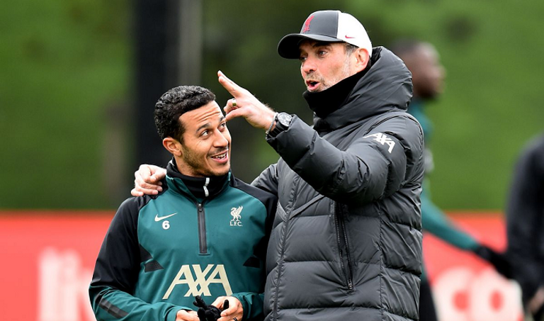 كلوب وتياغو يورغن كلوب وبيب غوارديولا