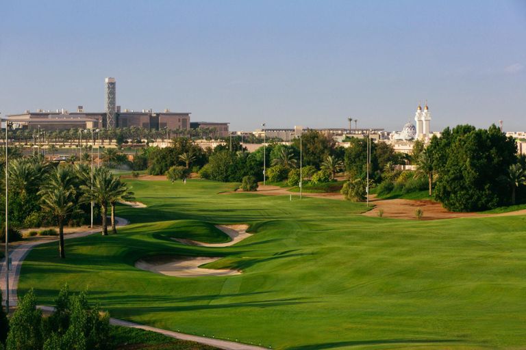 نادي الصفاء للجولف أحد أفضل وجهات سياحية في السعودية للجولف رئيس الوزراء يُشيد بقرارات البنك المركزي