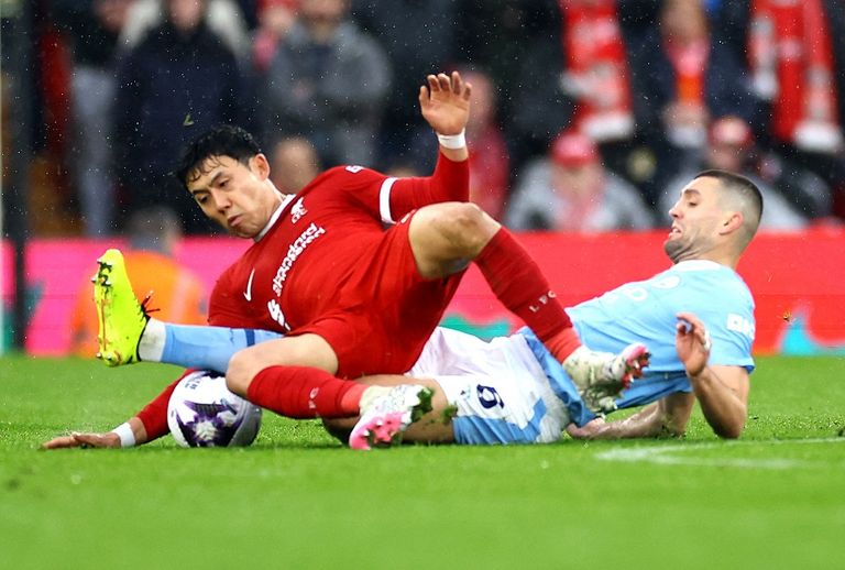 مباراة ليفربول ومانشستر سيتي في الدوري الإنجليزي فريق مانشستر سيتي الإنجليزي