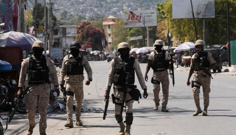 قوات الجيش في هايتي تحاول السيطرة على فوضى العصابات