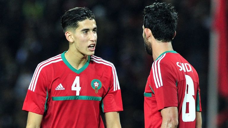 نايف أكرد نايف أكرد مدافع منتخب المغرب