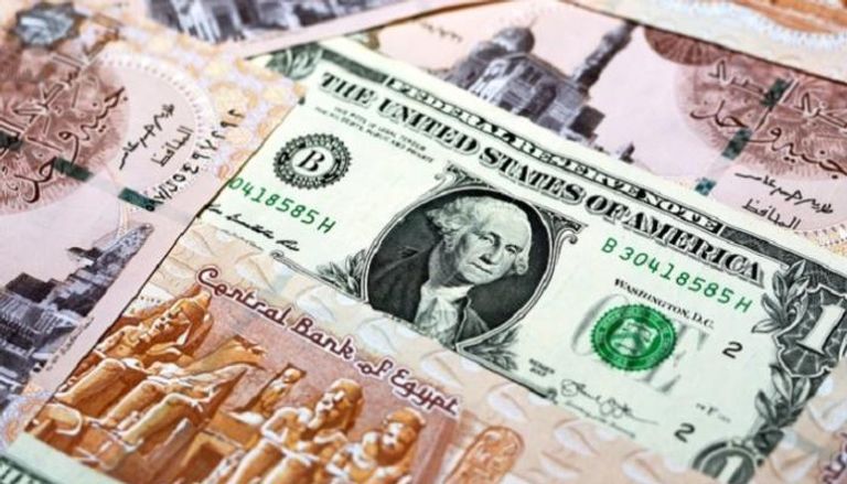 الدولار والجنيه المصري - أرشيفية 