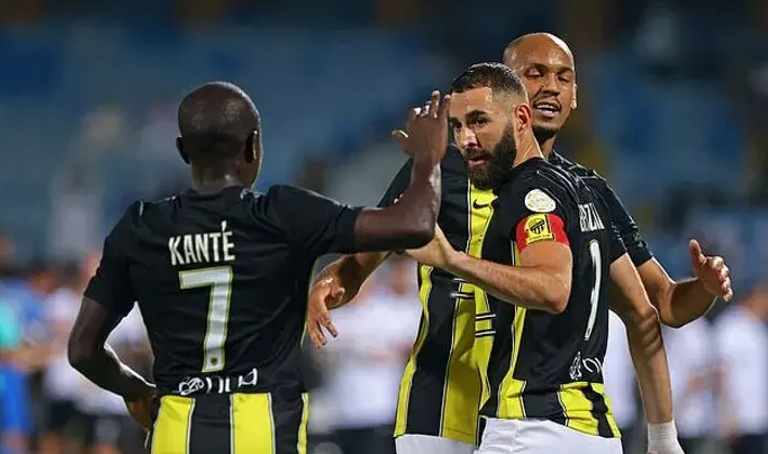 مباراة الاتحاد والهلال - أرشيفية مباراة الاتحاد والهلال - أرشيفية