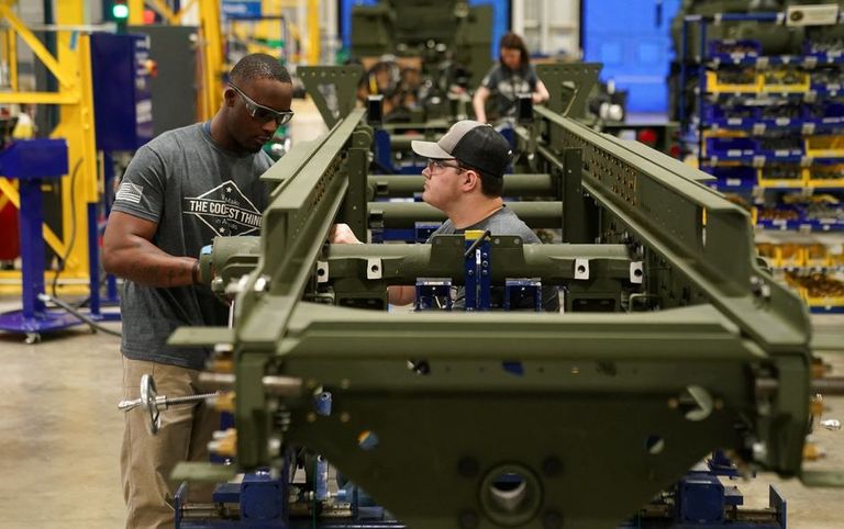 المبنى 215 الواقع بقاعدة عسكرية أسترالية