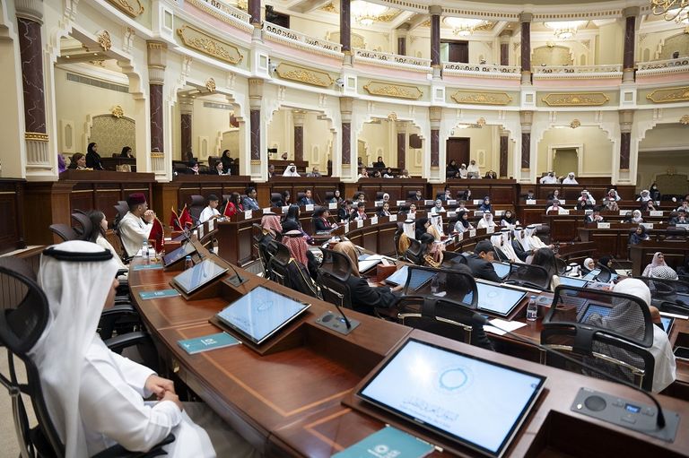 لحظة نقل أطفال غزة المصابين ضمن مبادرة الشيخ محمد بن زايد آل نهيان