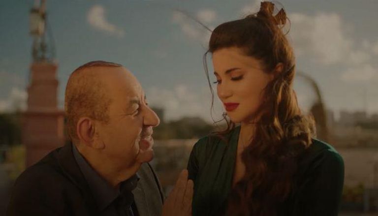 الفنانة هدى الإتربي