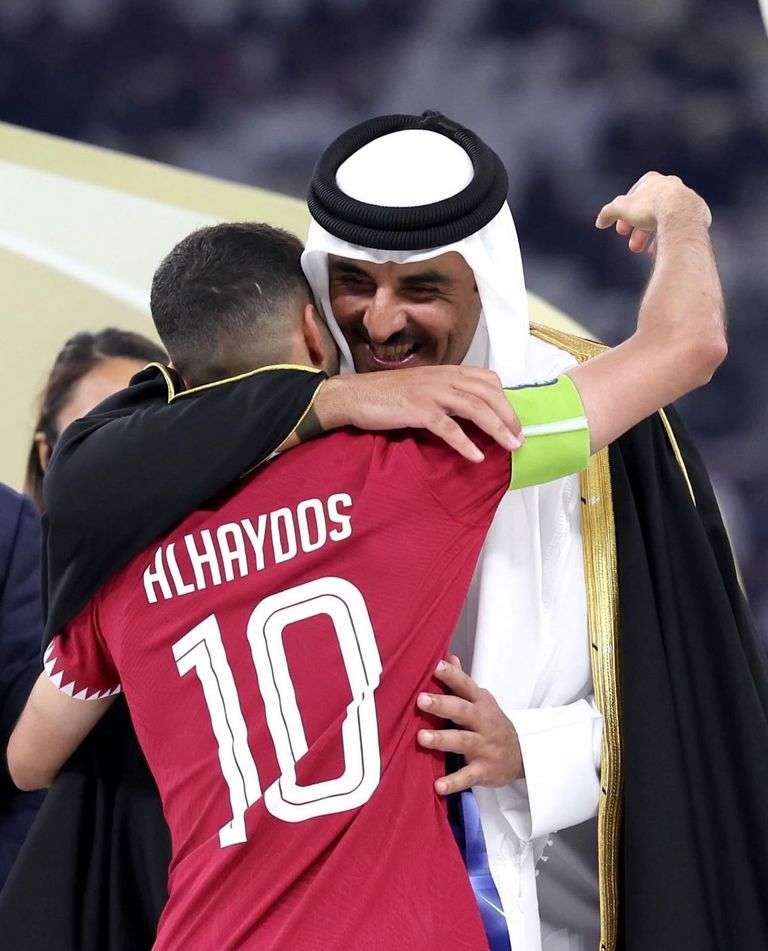 حسن الهيدوس حسن الهيدوس قائد منتخب قطر