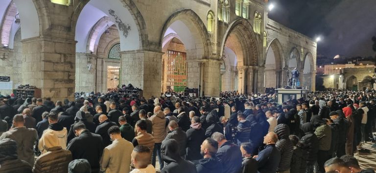 جانب من الصلاة في المسجد الأقصى