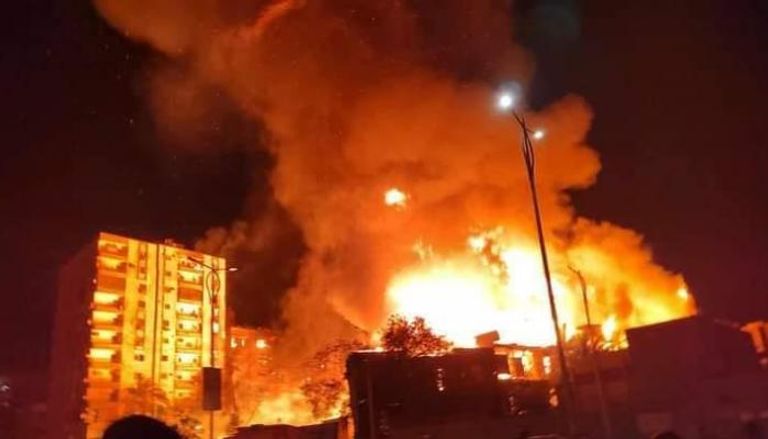 النيران تحاصر استوديو الأهرام بمصر