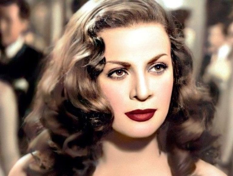 تحية كاريوكا وهدى الإتربي وهند رستم