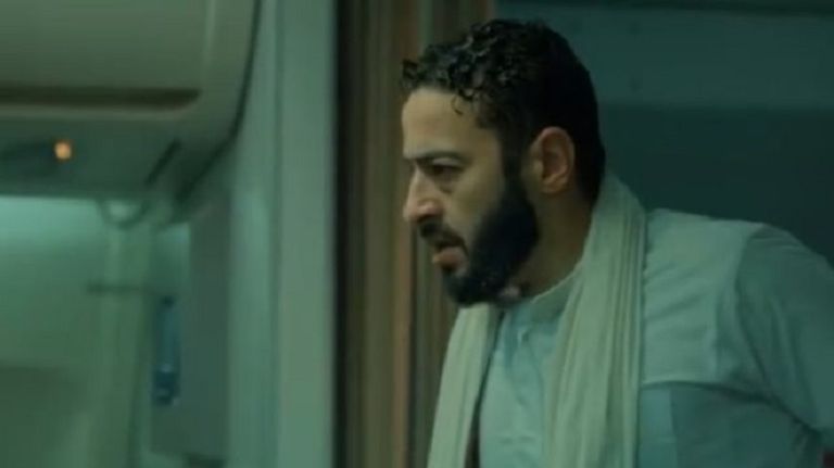 حمادة هلال في مشهد من مسلسل "المداح 4"