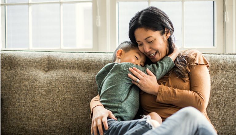 في عيد الحب كيف أخبر أمي أني أحبها؟ في عيد الأم كيف أخبر أمي أني أحبها؟