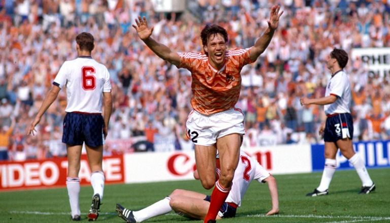 ماركو فان باستن منتخب هولندا بطل كأس أوروبا 1988