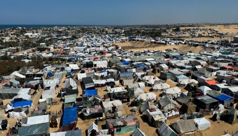 مخيمات النازحين في رفح الفلسطينية - رويترز