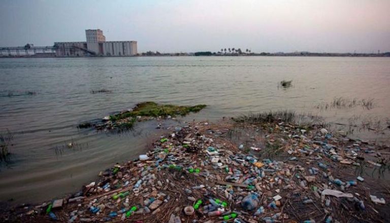 التلوث يجتاح أنهار العراق