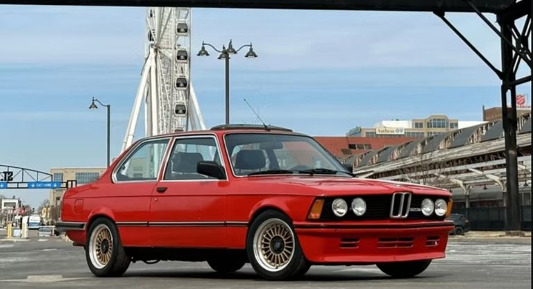 طراز BMW 323i طراز BMW 318ti