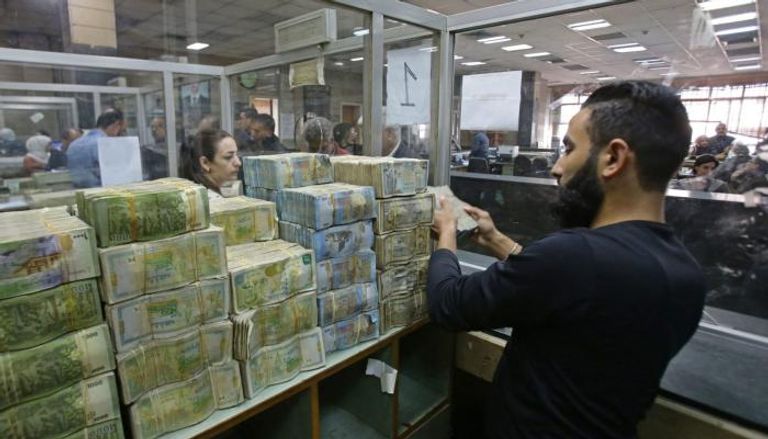 بعض فئات العملة السورية - أرشيفية