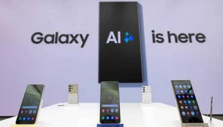 سامسونغ تتيح مزايا Galaxy AI على هواتفها القديمة