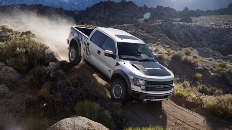 شاحنة Ford F-150 لعام 2011 شاحنة Ford F-150 لعام 2017