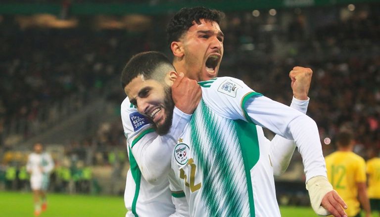 ياسين بنزية منتخب الجزائر