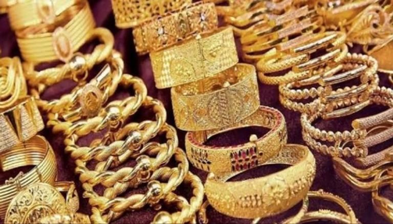 مشغولات ذهبية - أرشيفية