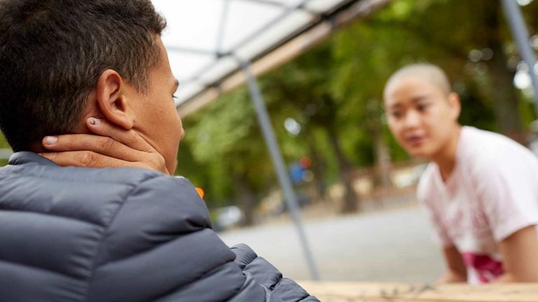 طفل يعاني من التوحد