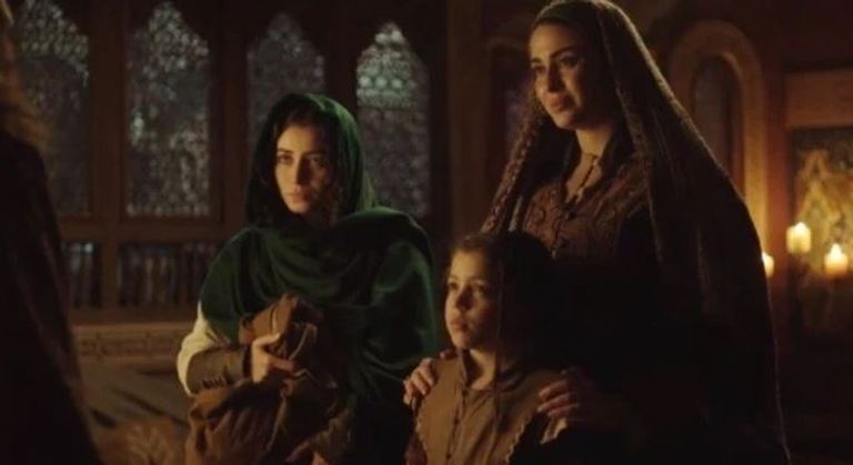 كريم عبدالعزيز في لقطة من مسلسل "الحشاشين"