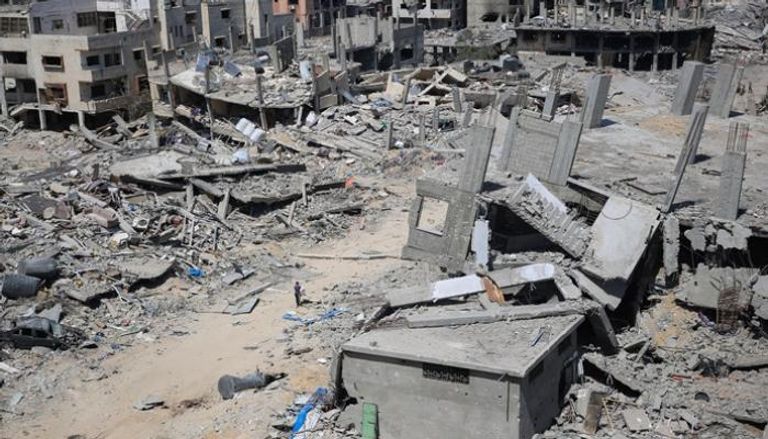 منازل مدمرة في غزة جراء القصف الإسرائيلي على القطاع