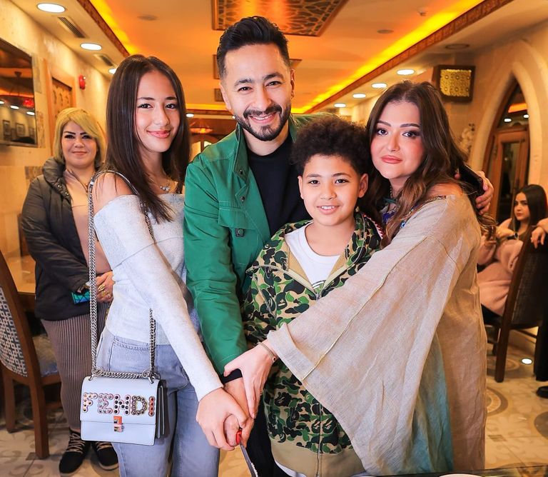 حمادة هلال يحتفل بنجاح المداح 4