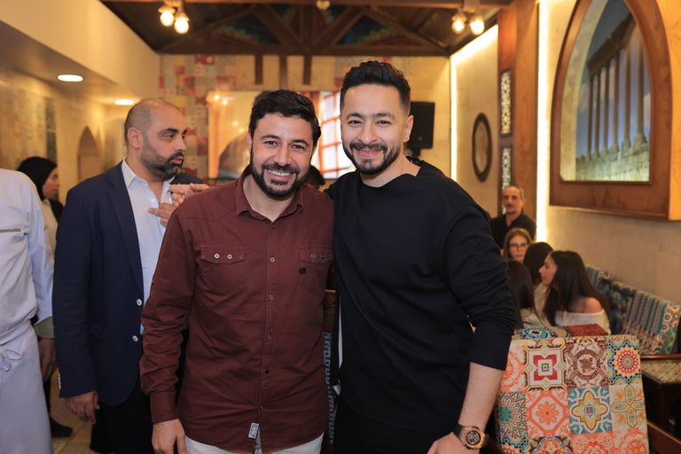 حمادة هلال يحتفل بنجاح المداح 4