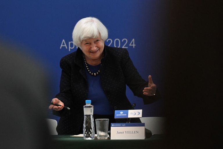 وزيرة الخزانة الأمريكية جانيت يلين في الصين AFP