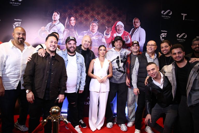 أبطال فيلم "ع الماشي"