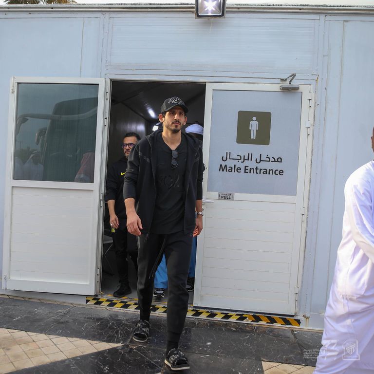 أحمد حجازي الهلال والاتحاد